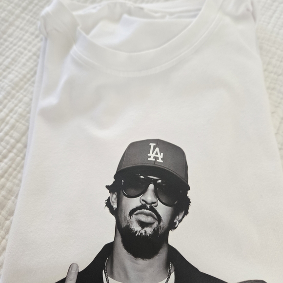 Graphic White Crewneck T-Shirt with B/W Photo Print - Bad Bunny Superbowl Theme - Picture 2 of 3